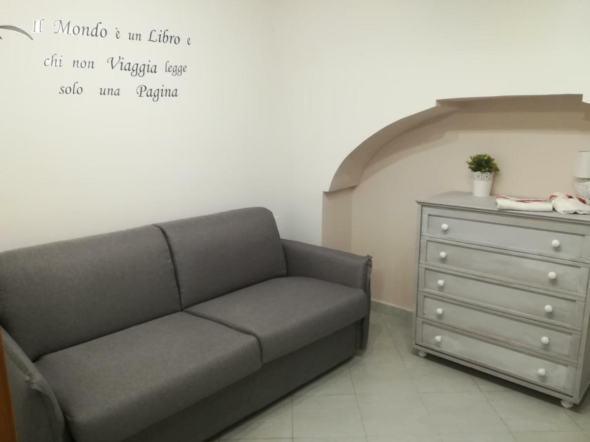 Delby'S House Apartment Naples Exterior photo